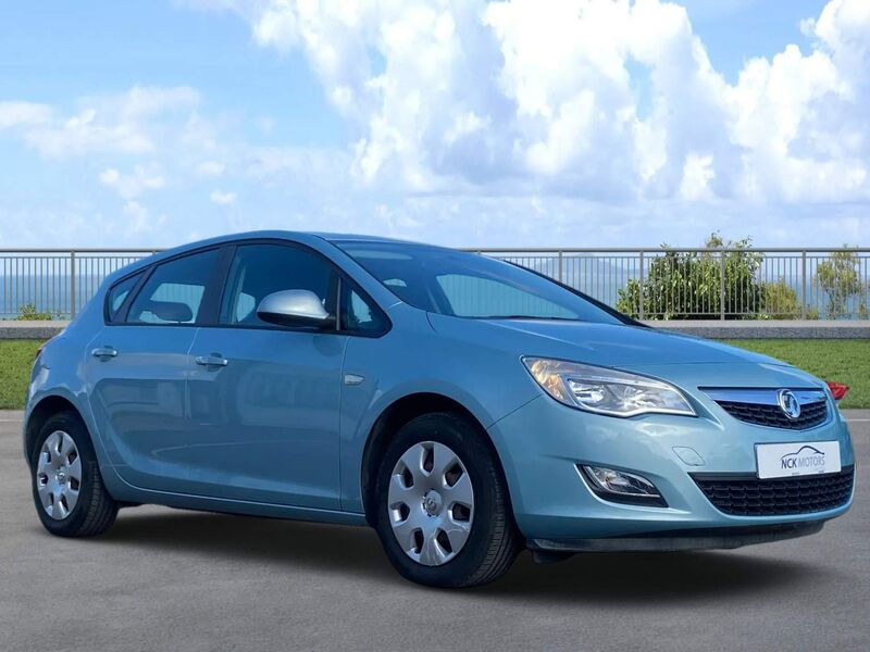 VAUXHALL ASTRA 1.6 16v Exclusiv Auto Euro 5 5dr 2010