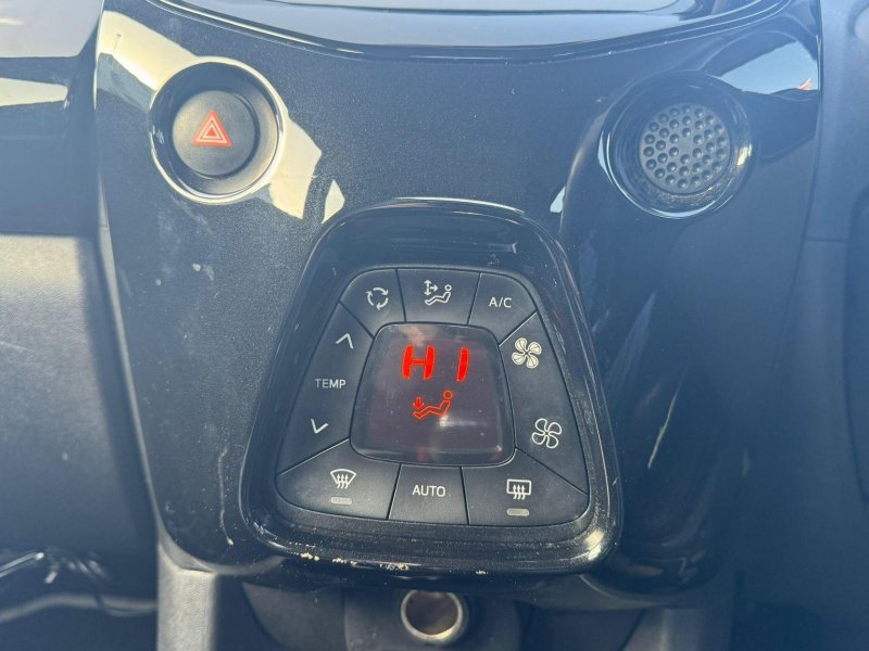 TOYOTA AYGO 1.0 VVT-i x-clusiv Euro 5 5dr Euro 5 2014