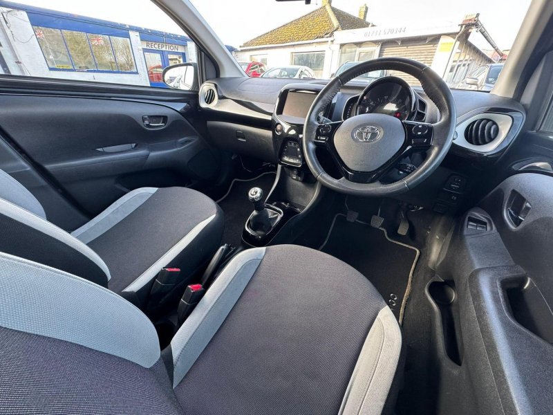 TOYOTA AYGO 1.0 VVT-i x-clusiv Euro 5 5dr Euro 5 2014