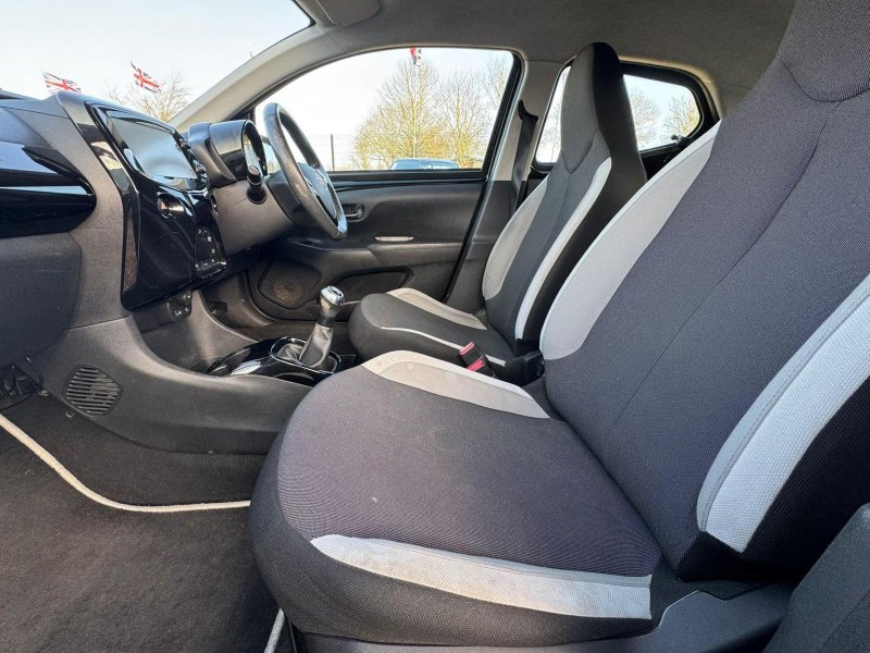 TOYOTA AYGO 1.0 VVT-i x-clusiv Euro 5 5dr Euro 5 2014