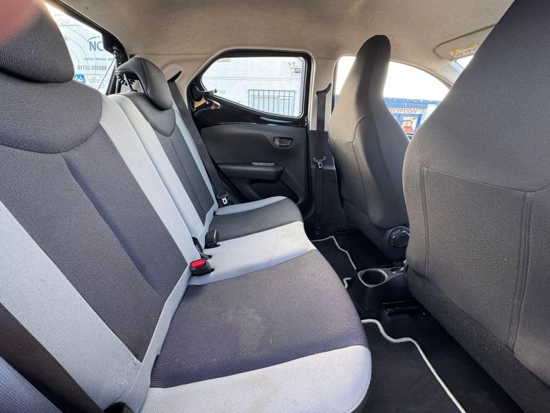 TOYOTA AYGO 1.0 VVT-i x-clusiv Euro 5 5dr Euro 5 2014