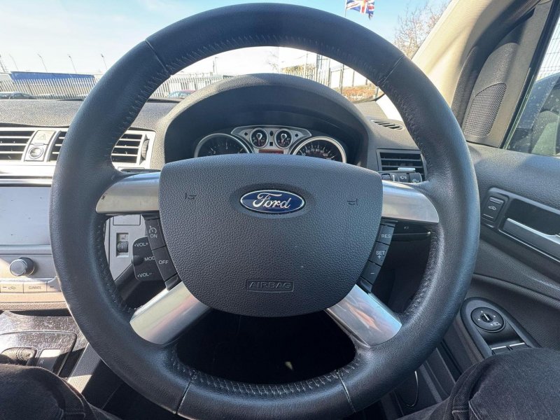 FORD KUGA 2.0 TDCi Titanium X Powershift AWD Euro 5 5dr 2011