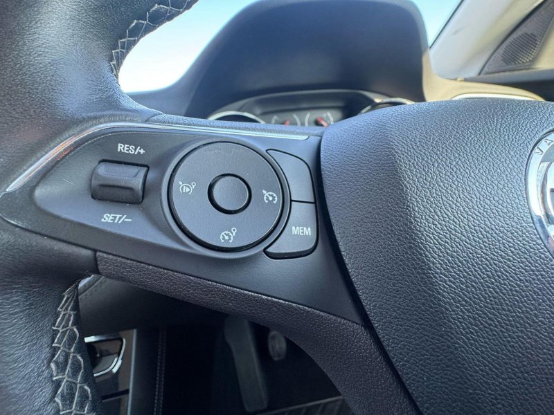 VAUXHALL GRANDLAND X 1.2 Turbo SE Euro 6 (s/s) 5dr 2018