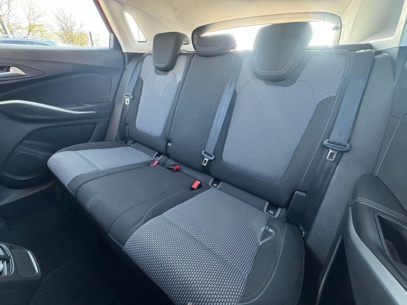 VAUXHALL GRANDLAND X 1.2 Turbo SE Euro 6 (s/s) 5dr 2018