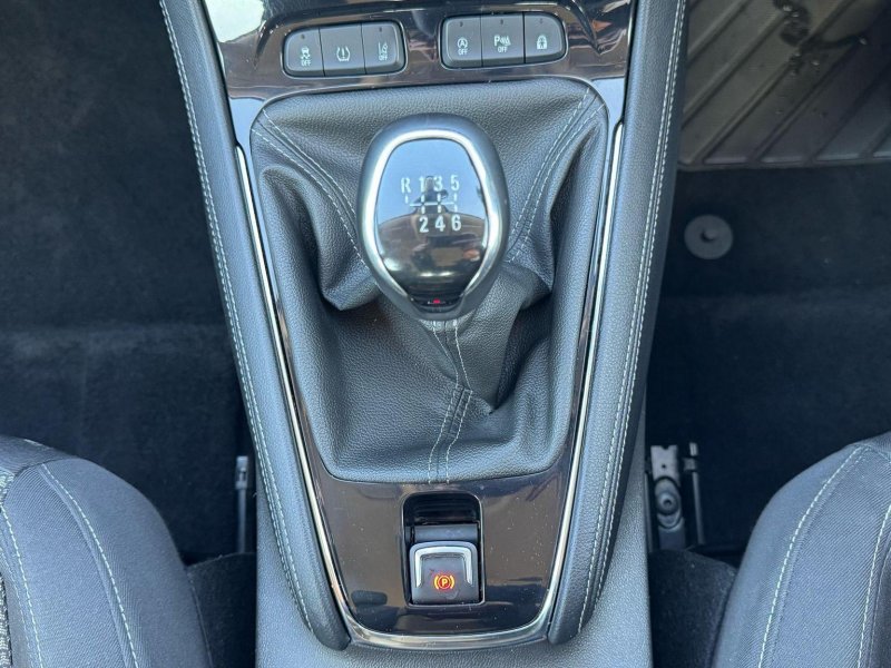 VAUXHALL GRANDLAND X 1.2 Turbo SE Euro 6 (s/s) 5dr 2018