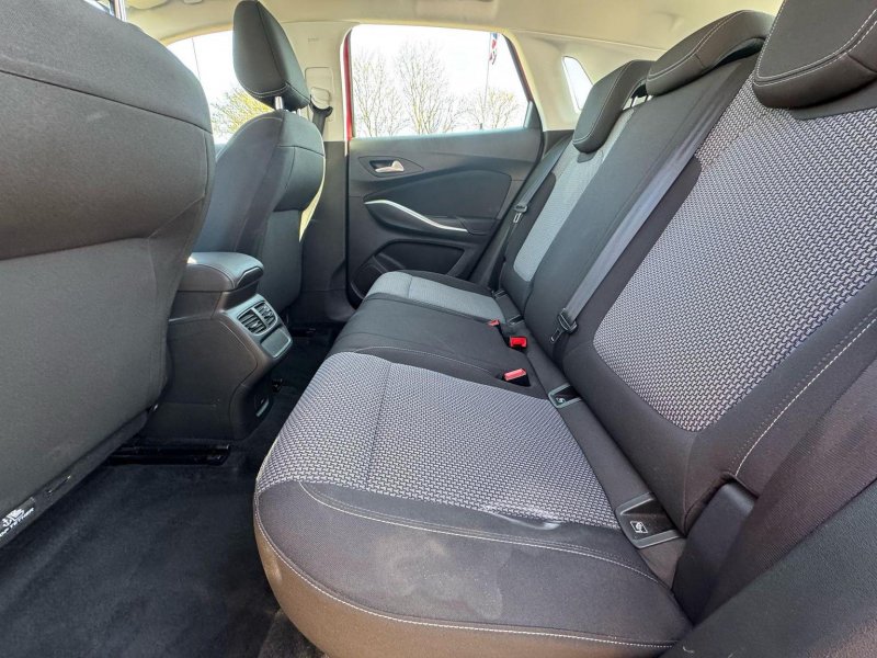 VAUXHALL GRANDLAND X 1.2 Turbo SE Euro 6 (s/s) 5dr 2018