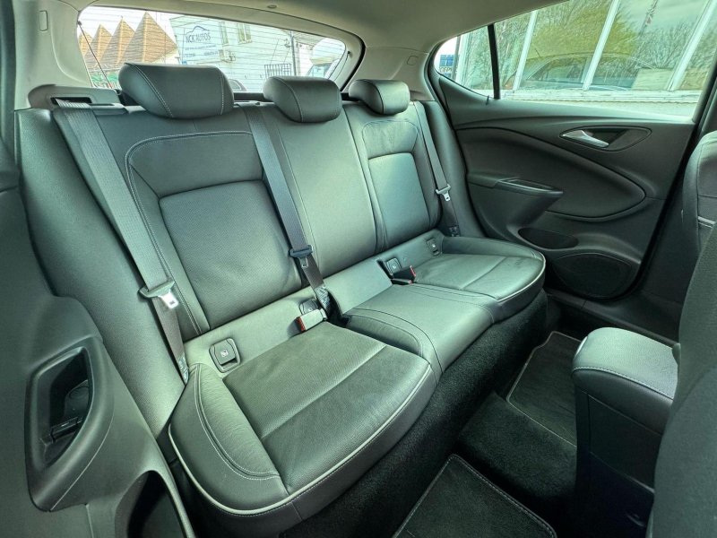 VAUXHALL ASTRA 1.4i Turbo Elite Nav Euro 6 5dr 2015