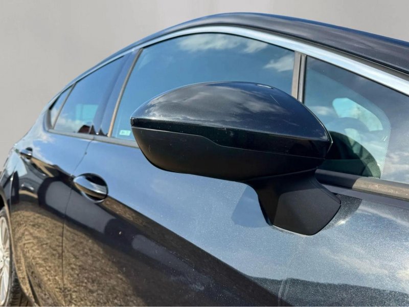 VAUXHALL ASTRA 1.4i Turbo Elite Nav Euro 6 5dr 2015