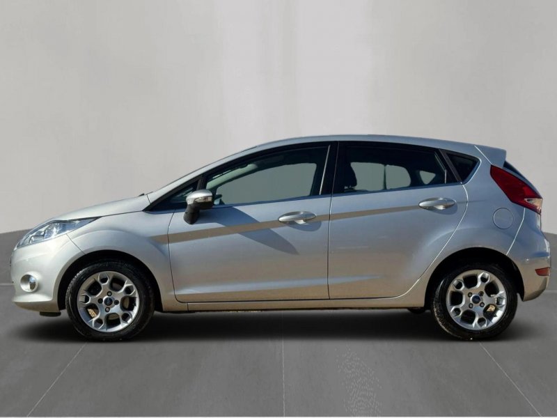 FORD FIESTA 1.4 Zetec 5dr 2011