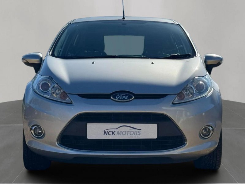 FORD FIESTA 1.4 Zetec 5dr 2011