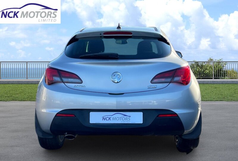 VAUXHALL ASTRA GTC SRI 2013