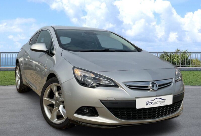 VAUXHALL ASTRA GTC SRI 2013