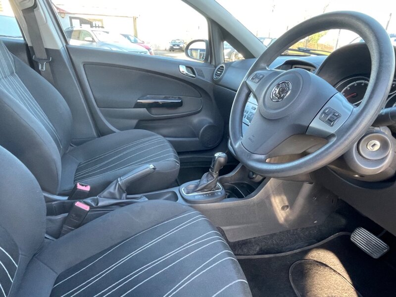 VAUXHALL CORSA CLUB AC 16V 2009