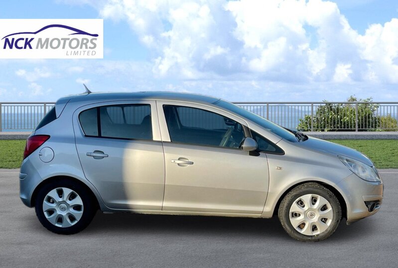 VAUXHALL CORSA CLUB AC 16V 2009