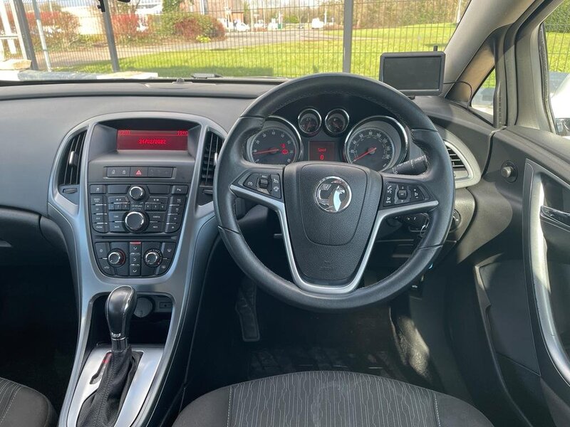 VAUXHALL ASTRA GTC SPORT 2014
