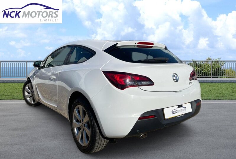 VAUXHALL ASTRA GTC SPORT 2014