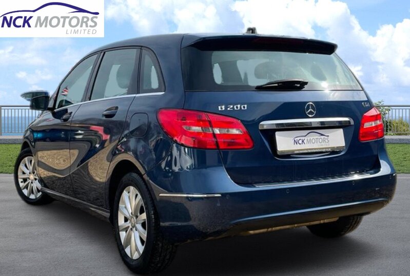 MERCEDES-BENZ B CLASS B200 CDI BLUEEFFICIENCY SE 2012