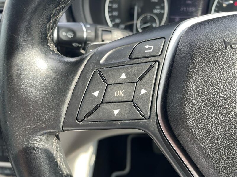 MERCEDES-BENZ B CLASS B200 CDI BLUEEFFICIENCY SE 2012