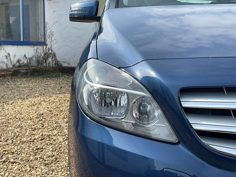 MERCEDES-BENZ B CLASS B200 CDI BLUEEFFICIENCY SE 2012