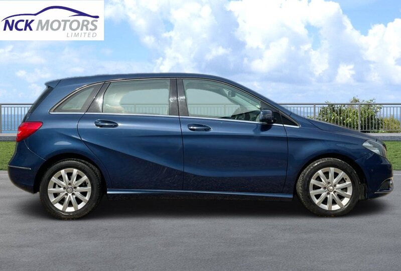 MERCEDES-BENZ B CLASS B200 CDI BLUEEFFICIENCY SE 2012