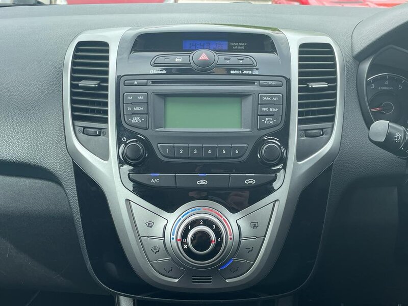 HYUNDAI IX20 ACTIVE 2012