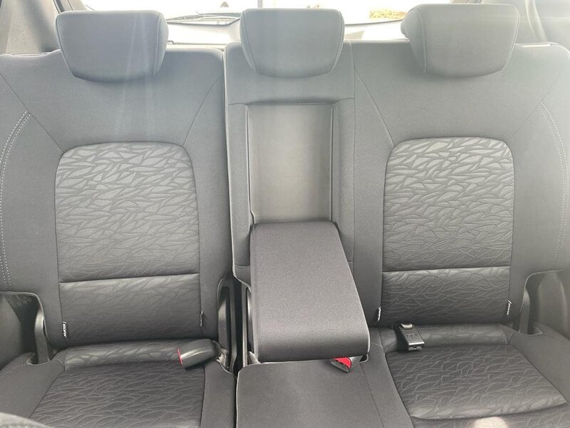 HYUNDAI IX20 ACTIVE 2012