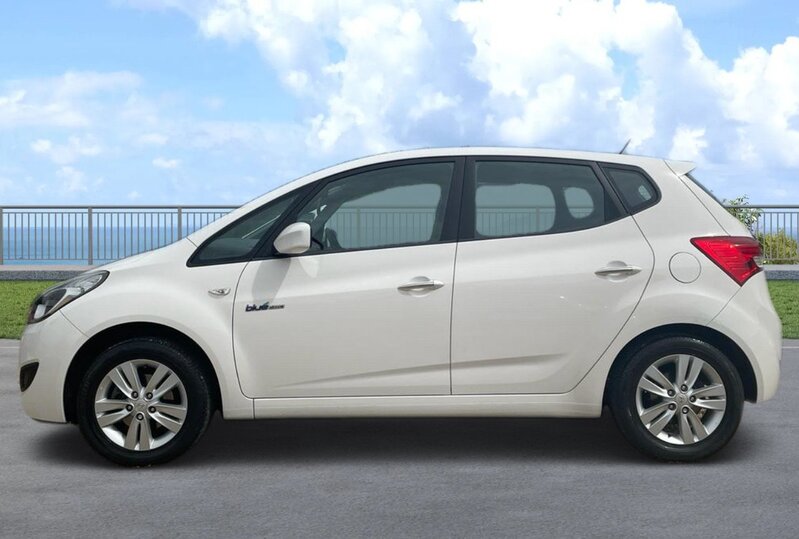 HYUNDAI IX20 ACTIVE 2012