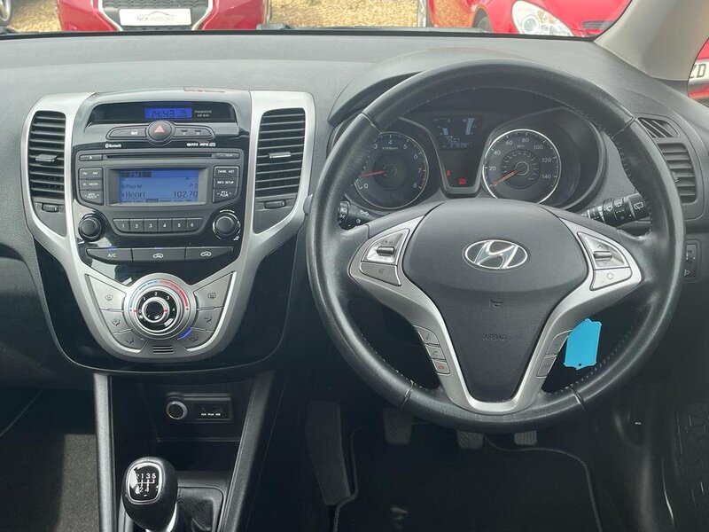 HYUNDAI IX20 ACTIVE 2012