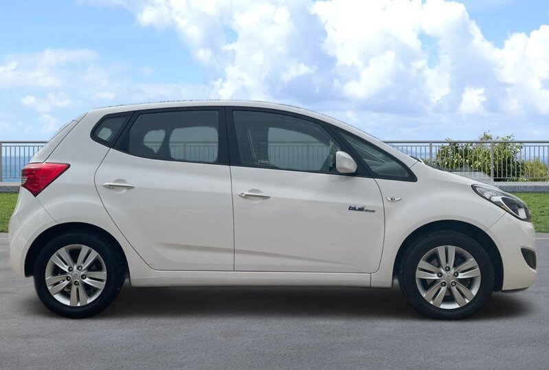 HYUNDAI IX20 ACTIVE 2012