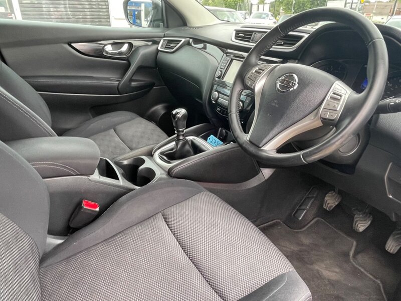 NISSAN QASHQAI ACENTA PREMIUM DIG-T 2014