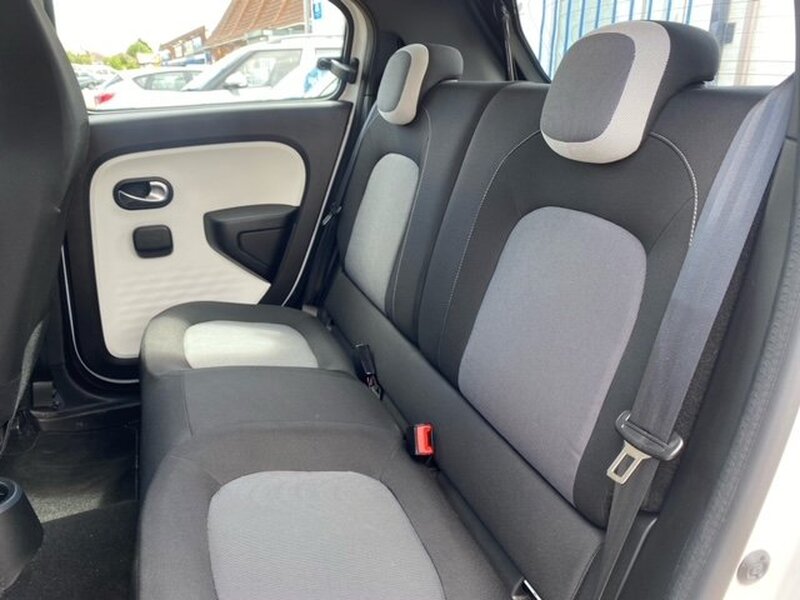 RENAULT TWINGO PLAY SCE 2016