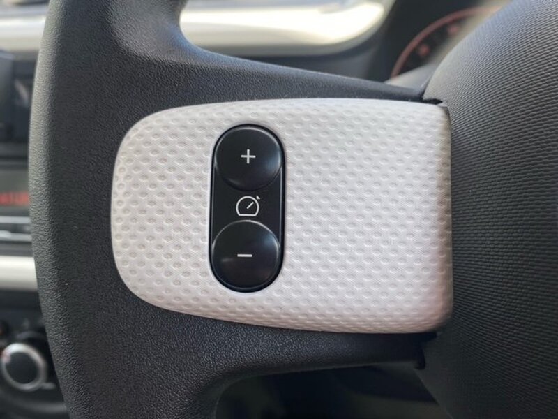 RENAULT TWINGO PLAY SCE 2016
