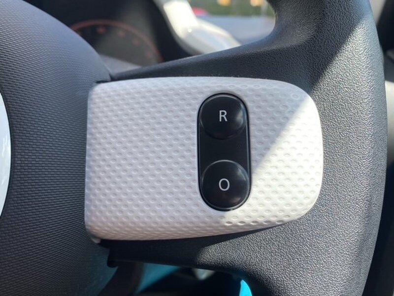 RENAULT TWINGO PLAY SCE 2016