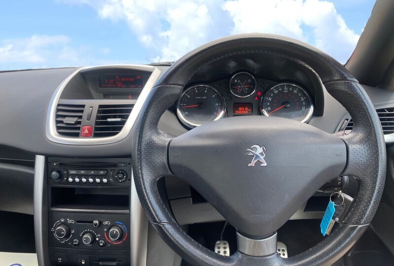 PEUGEOT 207 CC ALLURE 2013