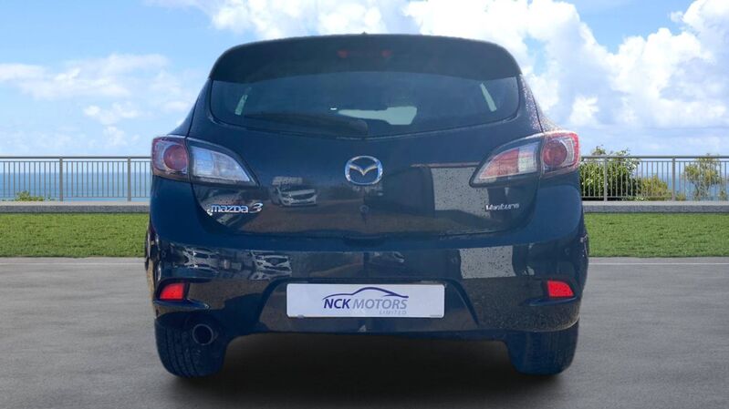 MAZDA 3 VENTURE EDITION 2013