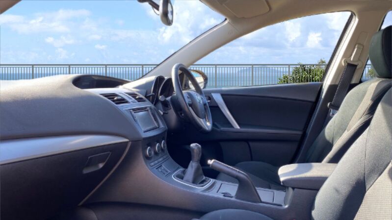 MAZDA 3 VENTURE EDITION 2013