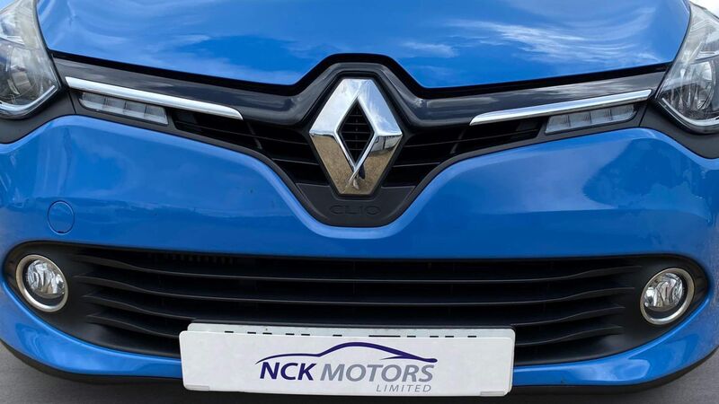 RENAULT CLIO 1.5 dCi ECO Dynamique MediaNav Euro 5 (s/s) 5dr 2014