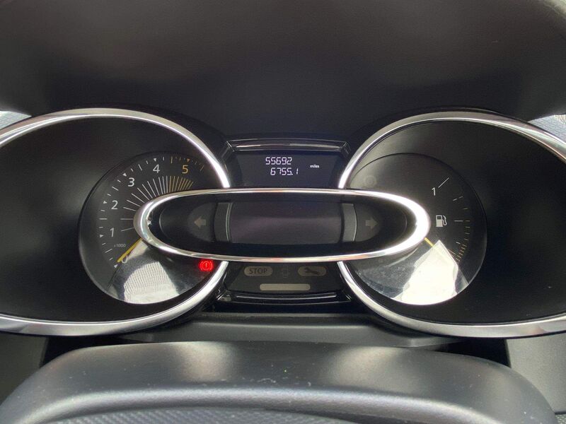 RENAULT CLIO 1.5 dCi ECO Dynamique MediaNav Euro 5 (s/s) 5dr 2014