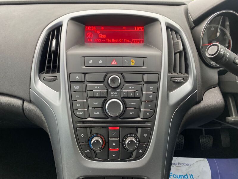 VAUXHALL ASTRA SXI 2009