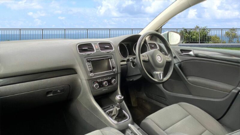 VOLKSWAGEN GOLF 1.6 TDI BlueMotion Tech Match Euro 5 (s/s) 5dr 2011