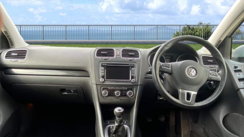 VOLKSWAGEN GOLF 1.6 TDI BlueMotion Tech Match Euro 5 (s/s) 5dr 2011
