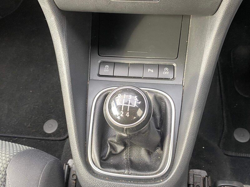 VOLKSWAGEN GOLF 1.6 TDI BlueMotion Tech Match Euro 5 (s/s) 5dr 2011