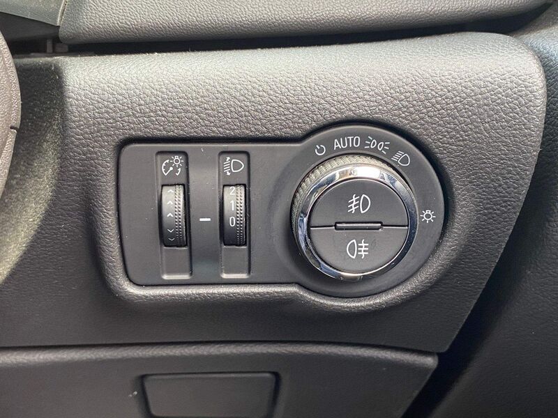 VAUXHALL ASTRA 2.0 CDTi ecoFLEX Elite Euro 5 (s/s) 5dr 2012