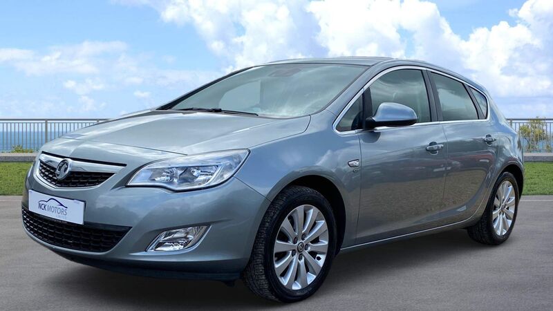 VAUXHALL ASTRA 2.0 CDTi ecoFLEX Elite Euro 5 (s/s) 5dr 2012